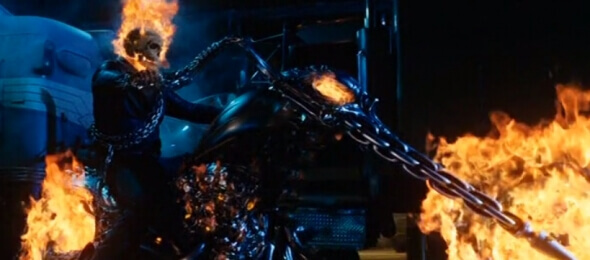 Ghost Rider je sice béčkový akční film, ale pobaví vás dobře.