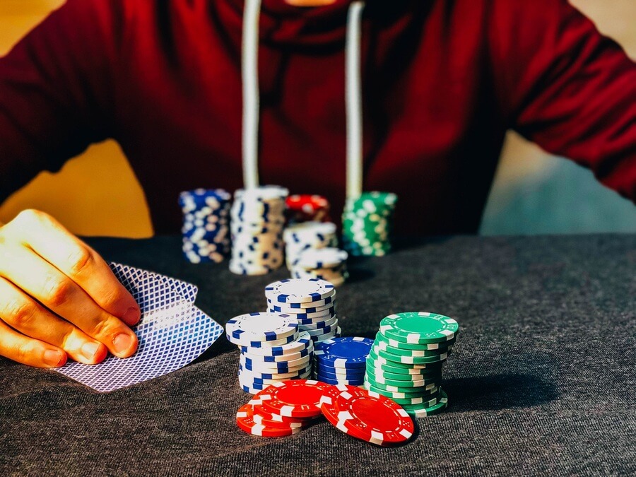 Poker No Limit Texas Hold'em je nejoblíbenější karetní hrou na světě