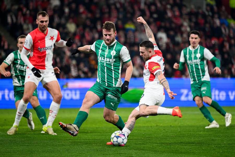 Antonín Křapka z Bohemians a Vasil Kušej ze Slavie Praha