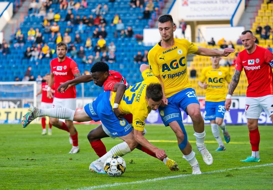 V předminulé sezoně se Zbrojovka s Teplicemi utkávaly v nejvyšší soutěži
