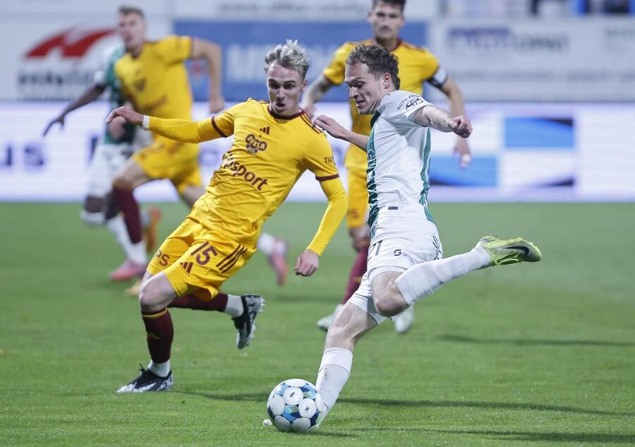 Matěj Polidar a Štěpán Šebrle v posledním vzájemném zápase Jablonce s Duklou