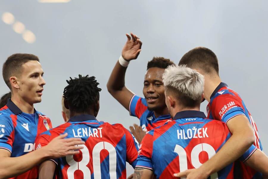 Kde dnes sledovat fotbal Plzeň vs. Fenerbahce