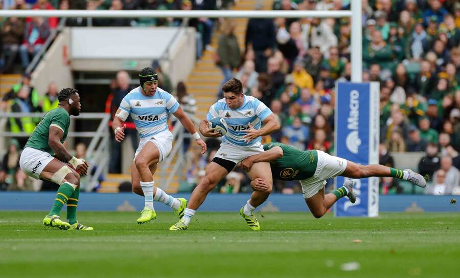 Zápas v&nbsp;rugby mezi Argentinou a&nbsp;Jihoafrickou republikou v&nbsp;říjnu roku 2025
