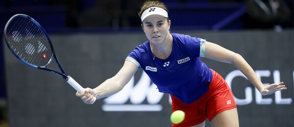 Linda Nosková na Billie Jean King Cup Finals 2023 ve španělské Seville.