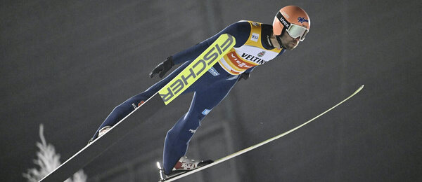 Německý skokan na lyžích Pius Paschke na můstku HS142 v kvalifikaci SP v Ruka 2024 ve finském městě Kuusamo