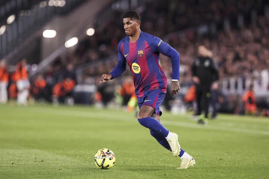 Marcus Rashford z FC Barcelona během 14. kola La Ligy proti Deportivo Alaves
