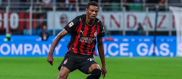 Balentien z týmu AC Milan během zápasu proti US Lecce v rámci soutěže Coppa Italia 2025/26  