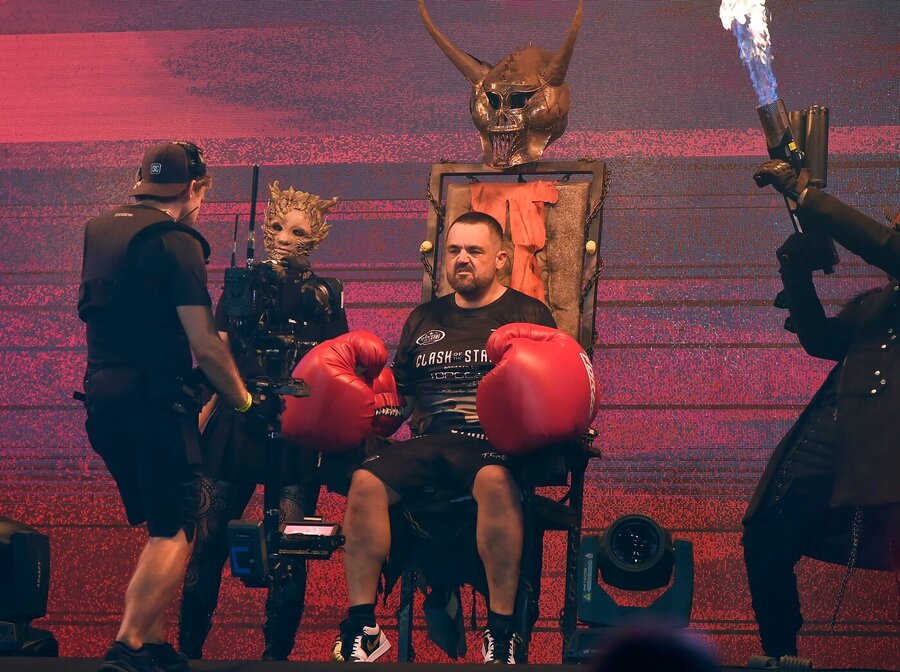 Pavel Novotný před zápasem v organizaci Clash MMA