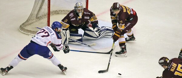 Zápas mezi Duklou Jihlava a Stadionem Litoměřice