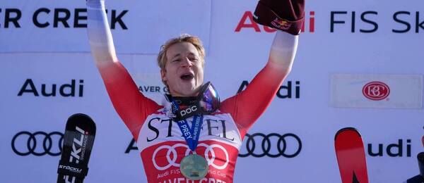 Marco Odermatt slavící vítězství v Beaver Creek