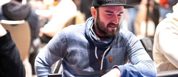 Vítězslav Čech hraje o finálový stůl, vítěz bere €1,019,300