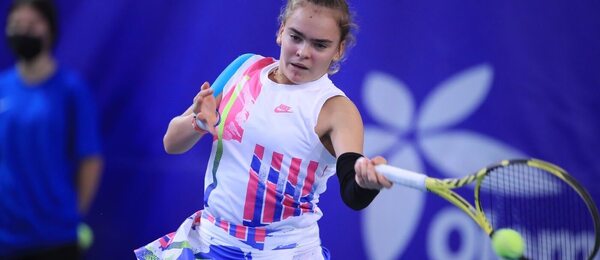 Sára Bejlek (TK Agrofert Prostějov) ve finále tenisové extraligy 2020 v Říčanech u Prahy