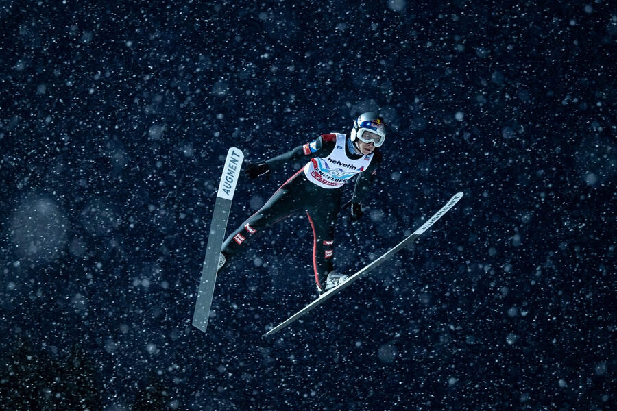 Daniel Tschofenig (Rakousko) na Světovém poháru FIS ve skocích na lyžích Engelberg v&nbsp;roce 2024.