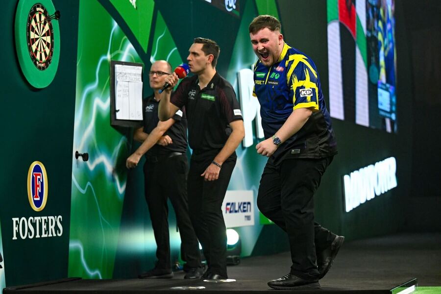 Luke Littler postoupil ze třetího kola do osmifinále Paddy Power World Darts Championships 2025/26 v&nbsp;londýnském Alexandra Palace