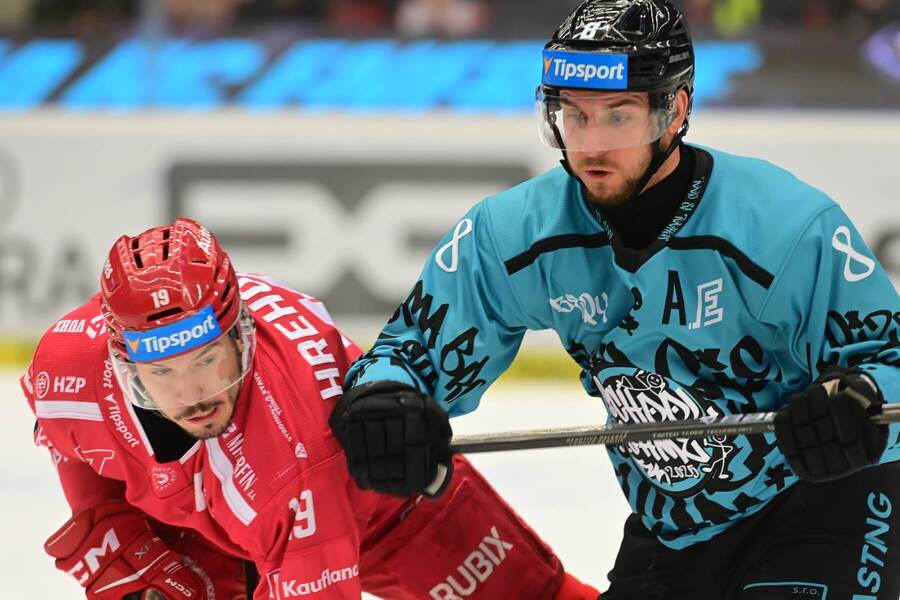 Patrik Hrehorčák z&nbsp;Třince a&nbsp;Ondřej Beránek z&nbsp;Karlových Varů