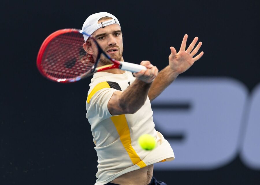 Tomáš Macháč s&nbsp;Matějem Vocelem postoupili do semifinále čtyřhry v&nbsp;Brisbane